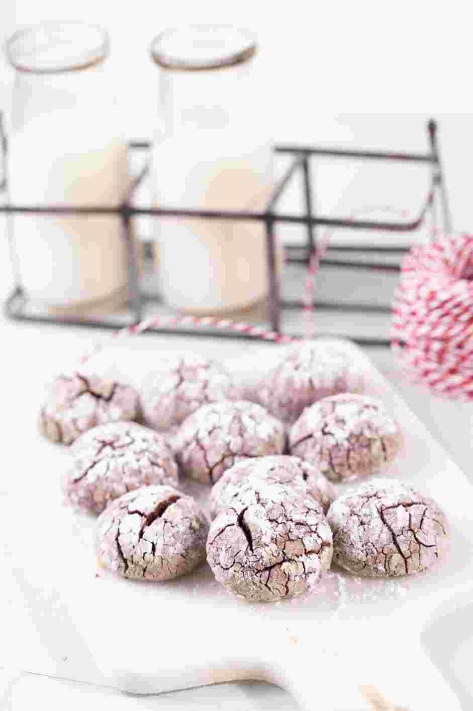 Red Velvet Crinkle Cookies Recipe: Enjoy!