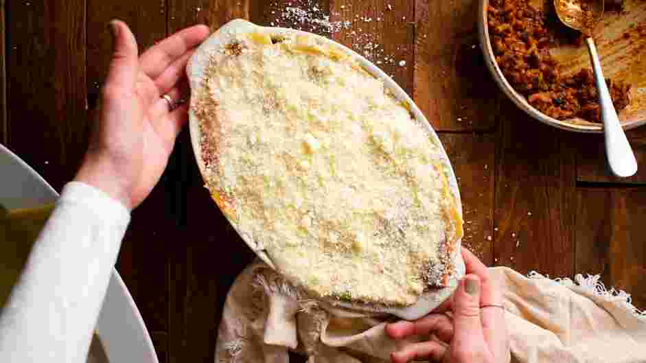 Bechamel Lasagna Recipe:
Cover the last layer with a generous amount of Parmesan cheese.