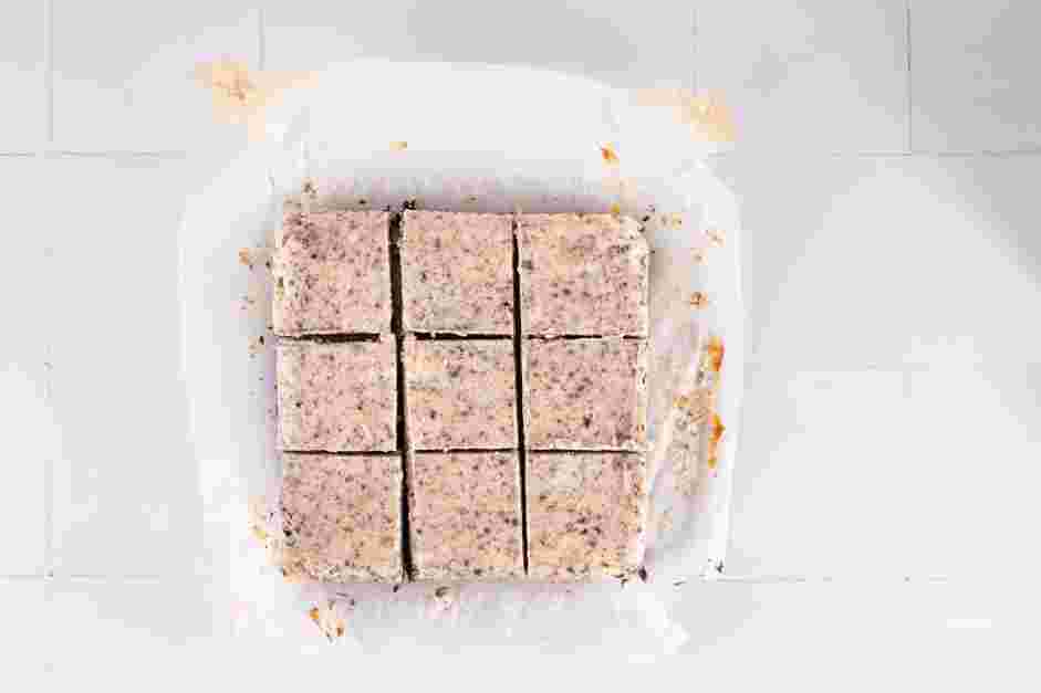 Oreo Cheesecake Bites Recipe:
Let cheesecake cool completely.