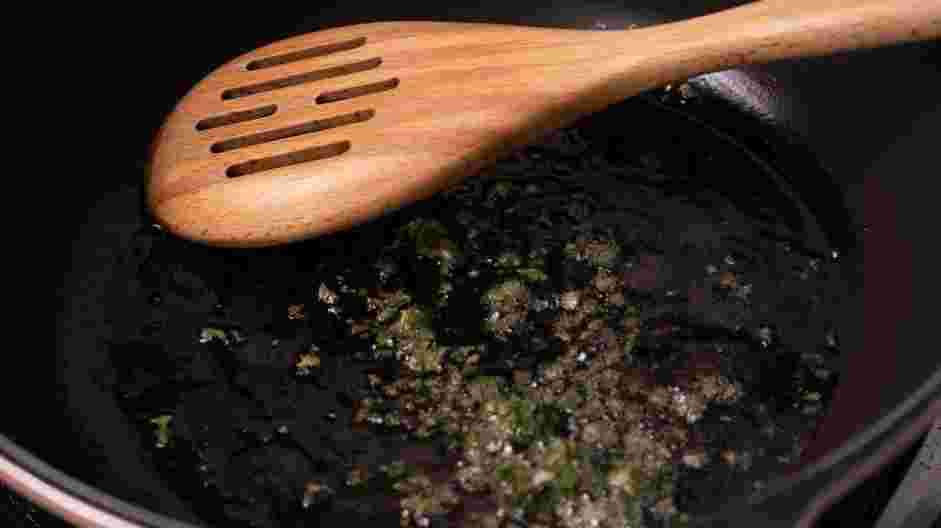 Pork Spring Roll (Por Pia Tod) Recipe:
In a skillet over medium heat, heat one tablespoon of vegetable oil.