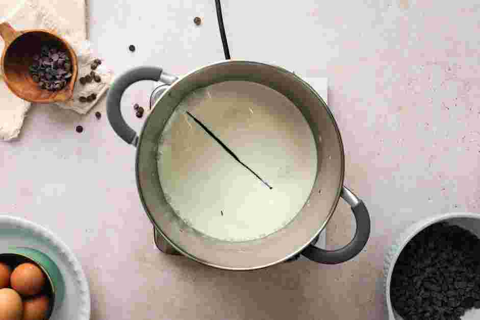 Chocolate Flan Recipe:
While the pastry dough is chilling, make the dark chocolate flan filling.