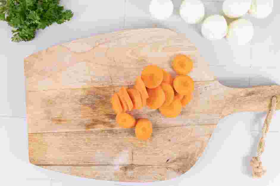 Deviled Egg Chicks Recipe:
Prepare the carrot legs and beak.