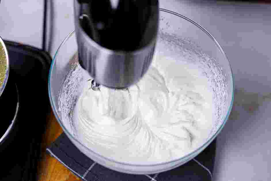 Seven Minute Fosting Recipe: 
Transfer the bowl to a stand mixer fitted with the whisk attachment or onto a heat-safe surface.