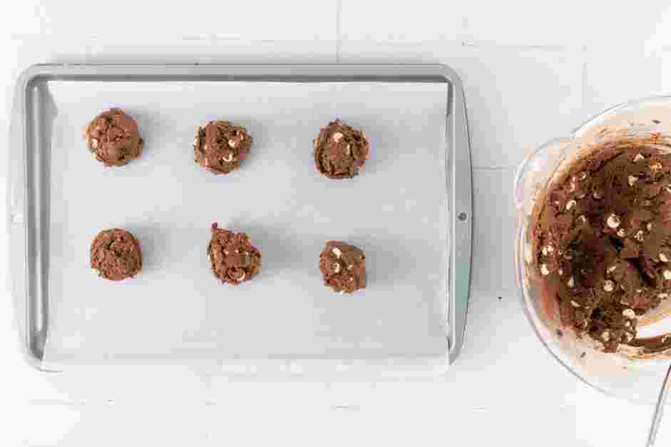 White Chocolate Chip Cookies Recipe:
Preheat the oven to 350°F and line two sheet pans with parchment paper.