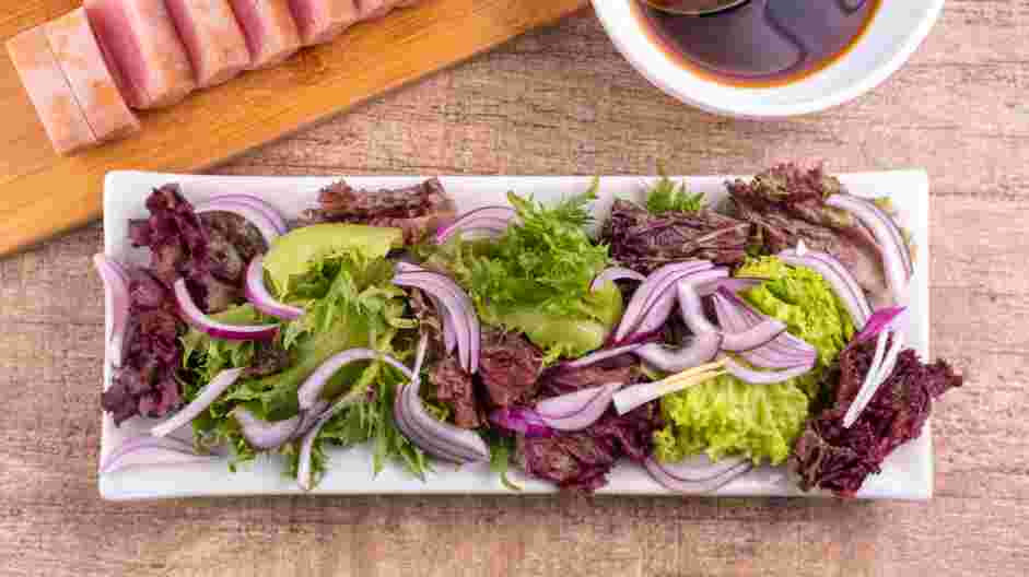 Tuna Tataki Recipe:
Assemble the tuna tataki.