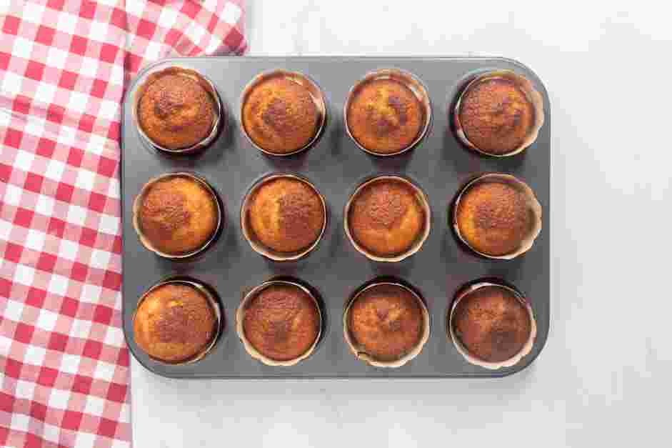 Strawberry Shortcake Cupcakes Recipe:
Bake the cupcakes in the center rack of the oven for 20 minutes, or until springy and a toothpick inserted in the center comes out clean.