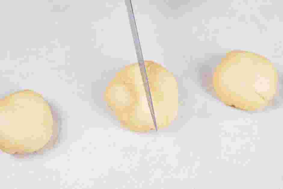 Melon Pan Recipe: Roll the dough into a smooth ball, seam side down.