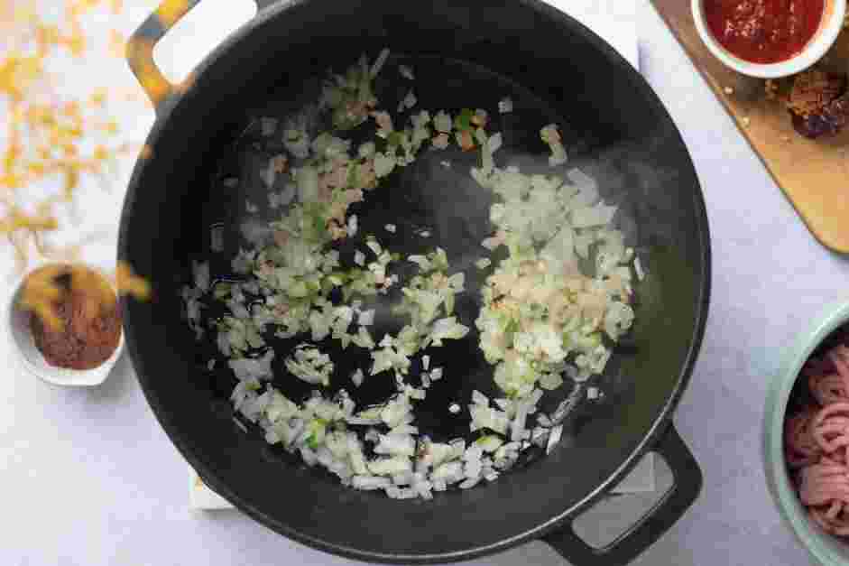 Stovetop Chili Recipe: In a 6-quart saucepan or Dutch oven over medium heat, heat the olive oil.