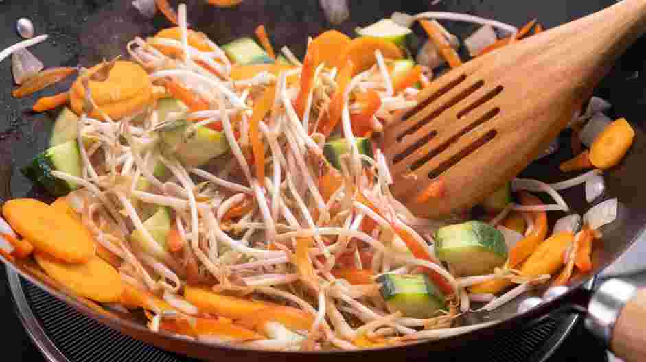 Vegetarian Pad Thai Recipe: Add the bean sprouts to the pan and cook for another 1-2 minutes.