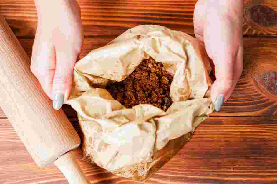 How to Make Breadcrumbs Step 5: Let the croutons cool at room temperature for at least 5 minutes.