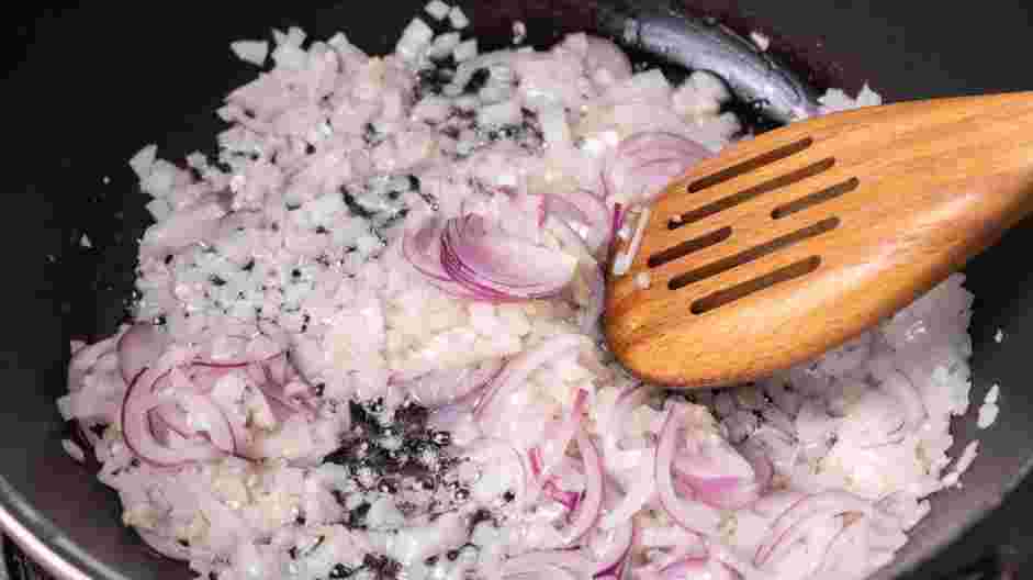 Shrimp Fajitas Recipe: Turn the oven on to the warm setting or 150°F.