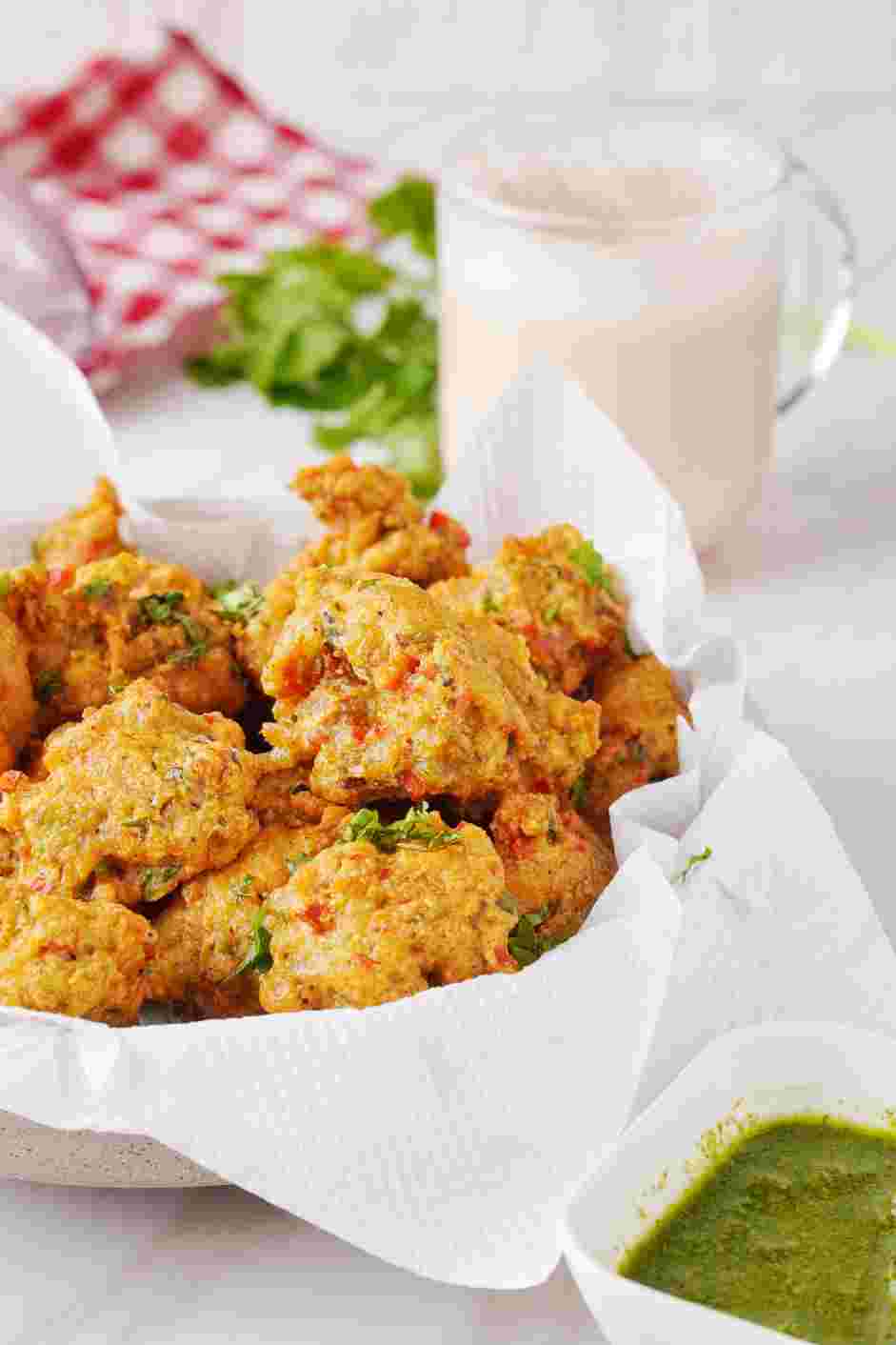 Chicken Pakora Recipe: Garnish with cilantro.