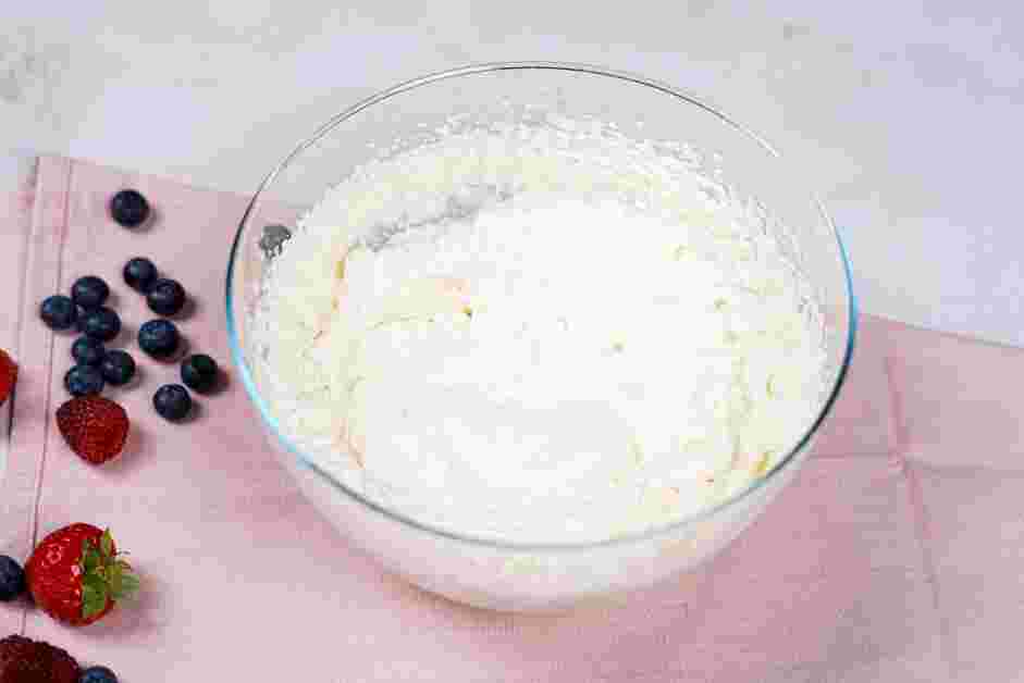 Semifreddo Recipe: Prepare the whipped cream.