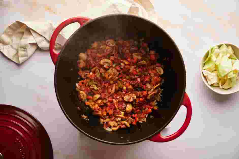 Vegetable Stew Recipe: Add the minced garlic and cook until fragrant, about 1 minute.