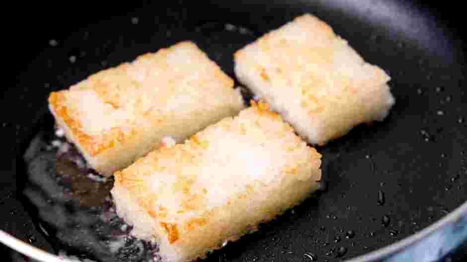 Crispy Rice Sushi Recipe: In a skillet over medium heat, add the frying oil and pan-fry the crispy rice in batches until golden brown on both sides, about 3-4 minutes per side.