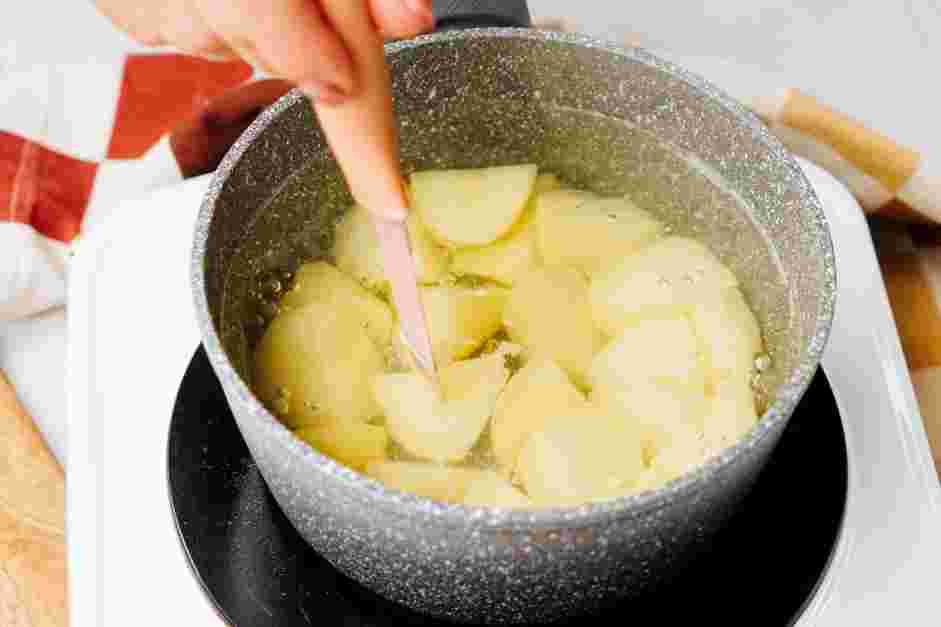 Potato Candy Recipe: Prepare the mashed potato.