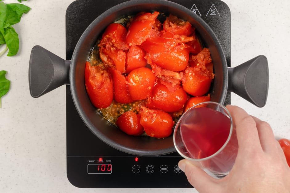 Sugo (Italian Tomato Sauce) Recipe | Cozymeal | Italiamo, ab 25.01.