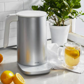 Oxo - Cordless Glass Electric Kettle – Kitchen Store & More