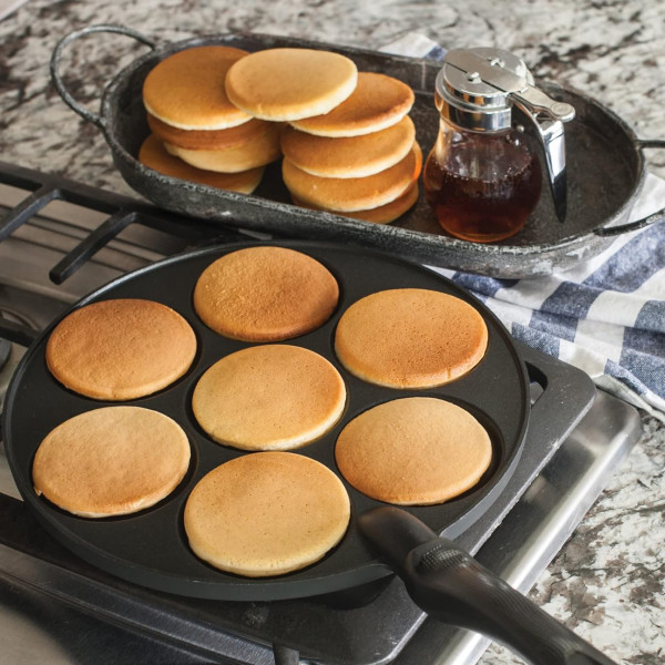 Flat Pancake and Crepe Pan With Spreader Brush & Spatula