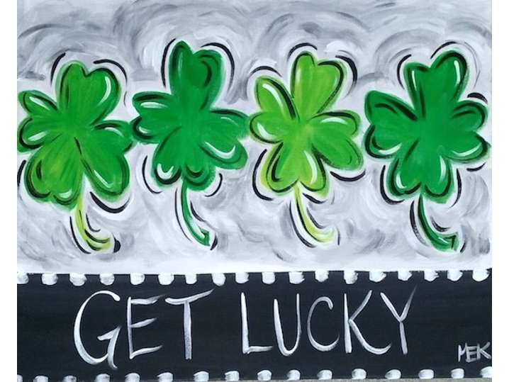 Dancing Clovers