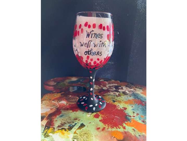 Paint and Sip Wines Well with Others Tampa Classpop!