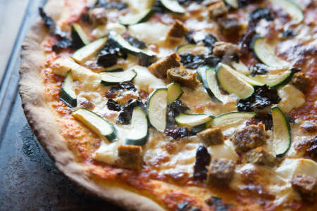 Authentic Italian Pizza and Ravioli