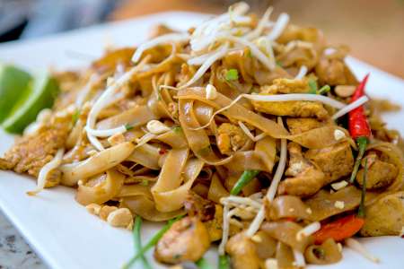 chicken pad thai