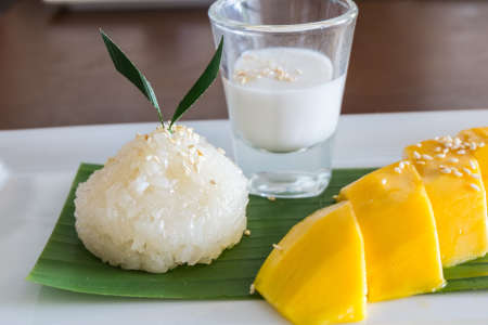 Mango sticky rice