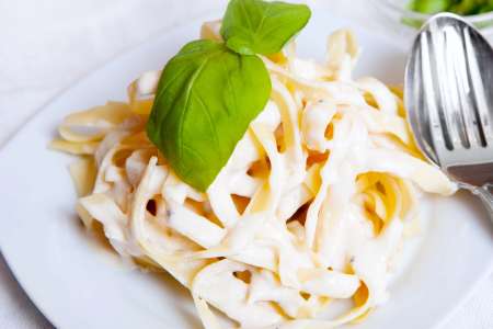 fettuccine alfredo