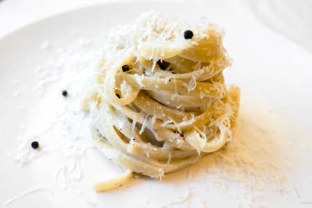 fettuccine cacio e pepe