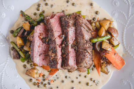 Classic Chicago Steakhouse Fare