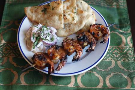 Shrimp skewer and naan