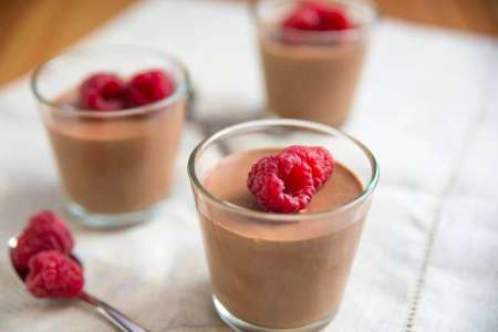 milk chocolate mousse with berries