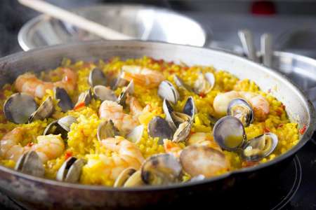 paella with chicken and mussels and shrimp