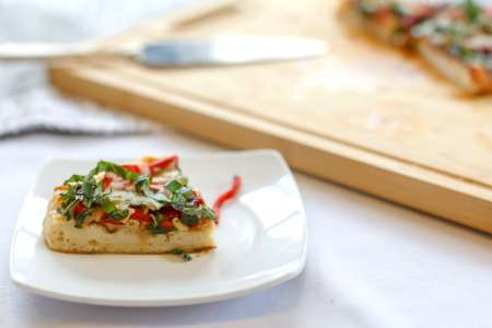 roasted red pepper flatbread