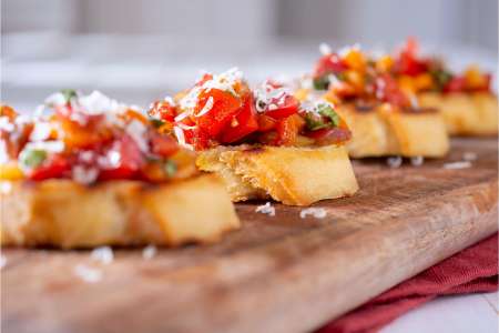 salmon tomato bruschetta