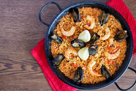 shrimp and mussel paella