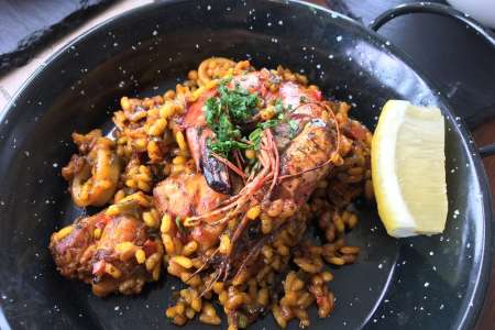 shrimp chicken chorizo paella