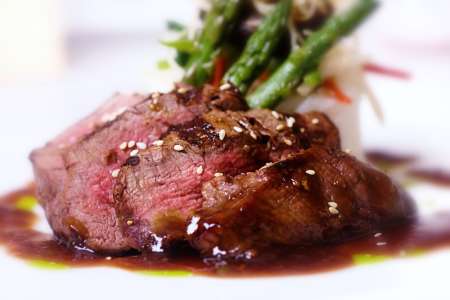 steak with bordelaise sauce