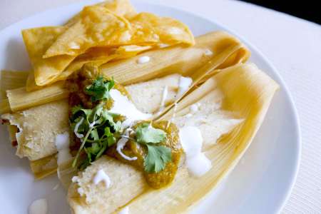 tamales with tomatillo salsa