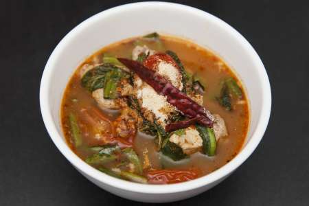 tom yum zaab