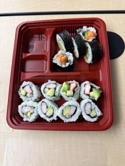 Sushi Making With Chef Pao at a Local Brewery Review Photo from Cooking Class in Minneapolis 7