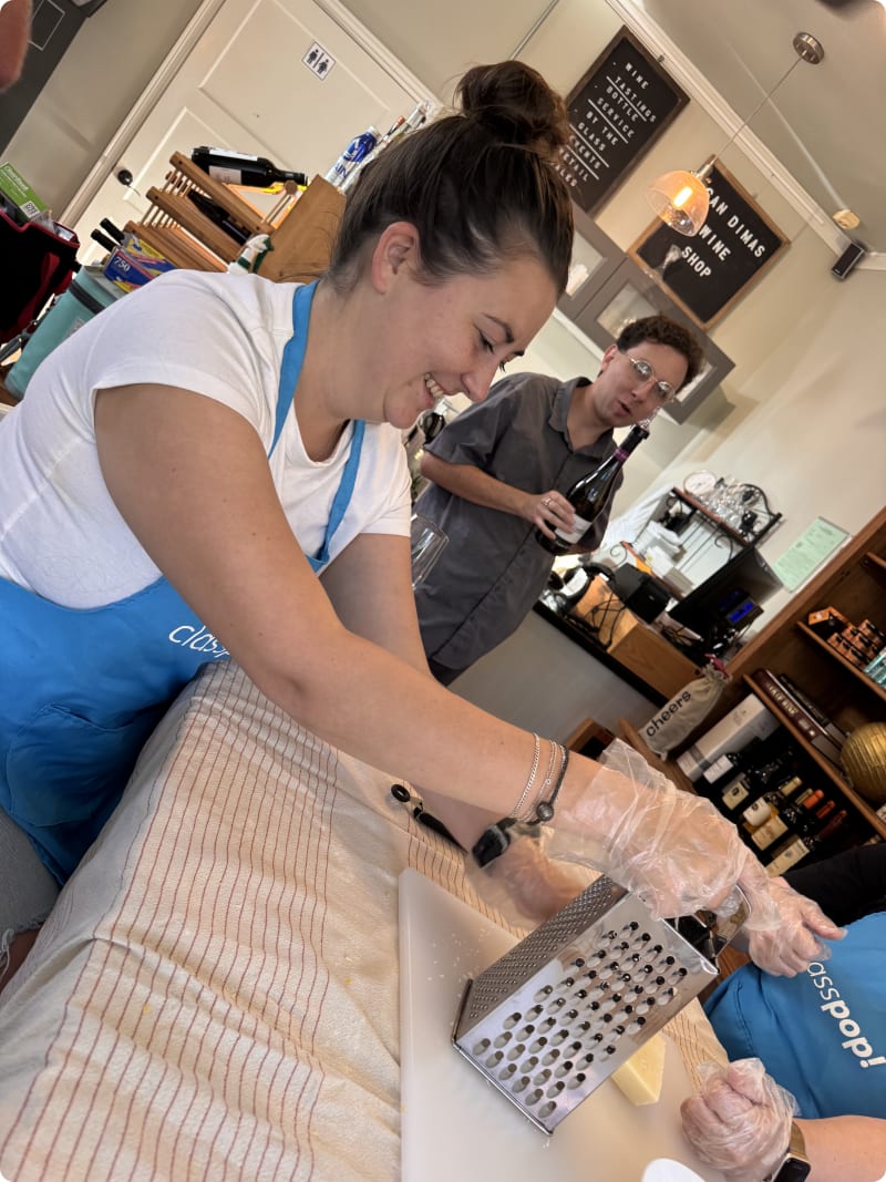 Make Authentic Cacio e Pepe Pasta Review Photo from Cooking Class in Los Angeles 7
