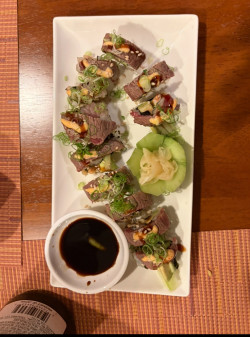 Surf and Turf Sushi Review Photo from Cooking Class in Washington, D.C. 4