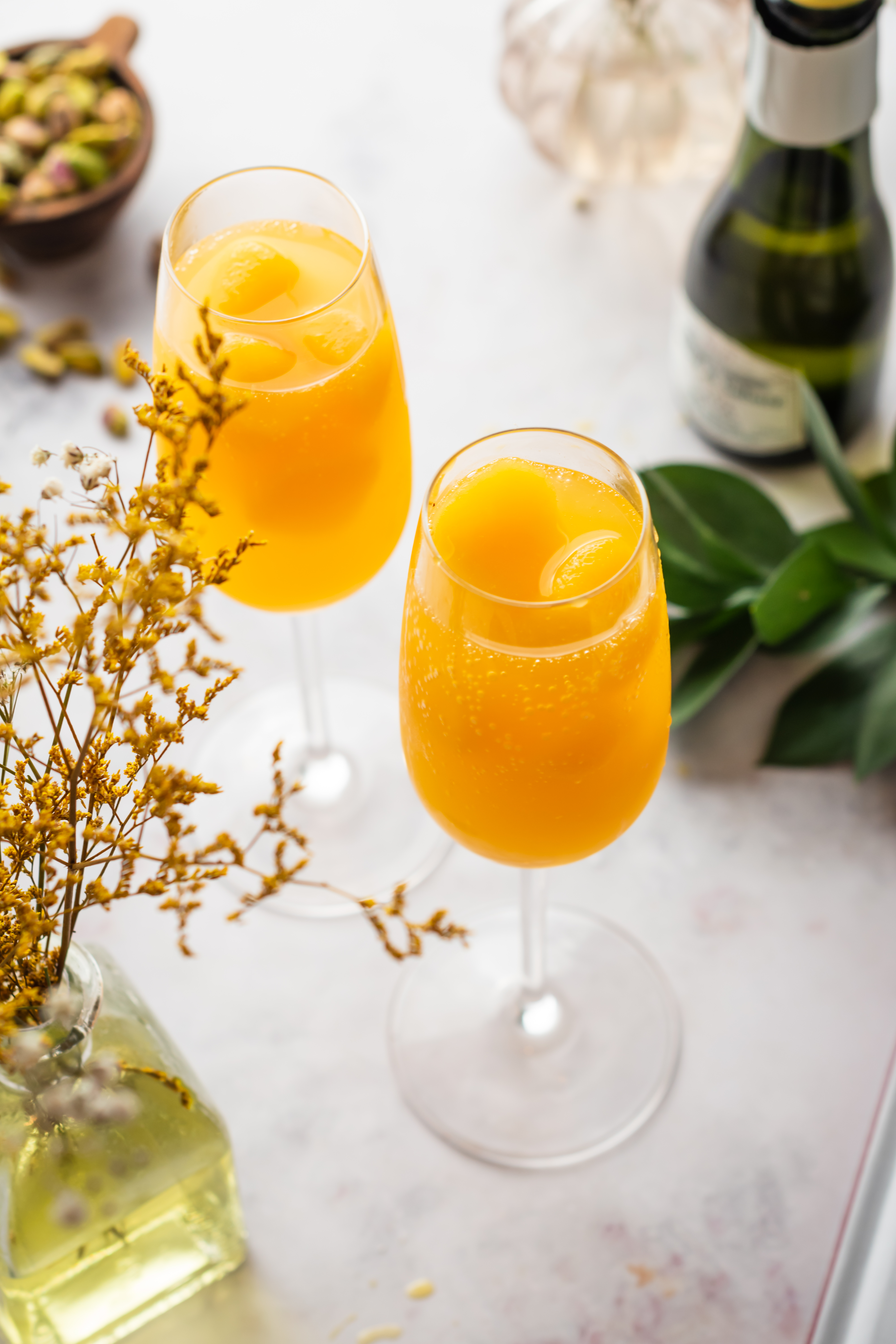 How to Make a Prosecco Mimosa (2-ingredient Prosecco Mimosa recipe)