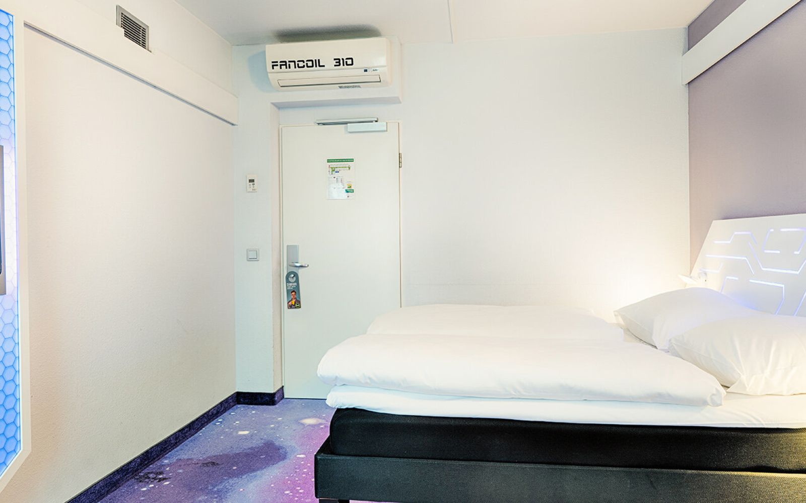 B&B HOTEL BremenAltstadt — cheap B&B HOTELS