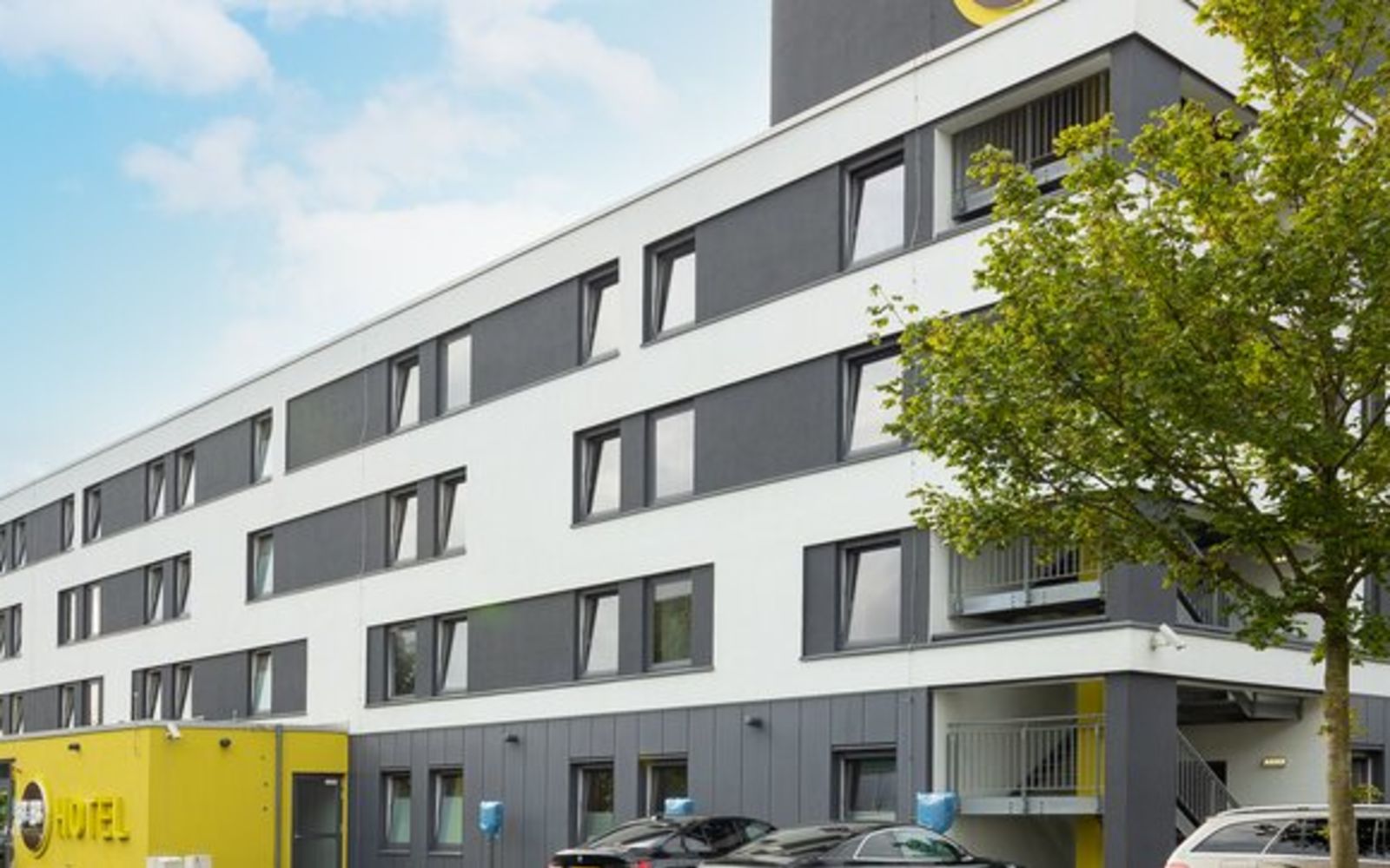 Düsseldorf Airport Hotel Mit Parken 22.02.2019 www.hotel-bb.com