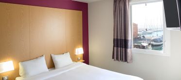 double room hotel in martigues double room
