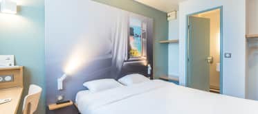double room hotel in saint nazaire double room