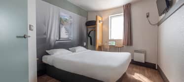 double room hotel in villeneuve loubet double room